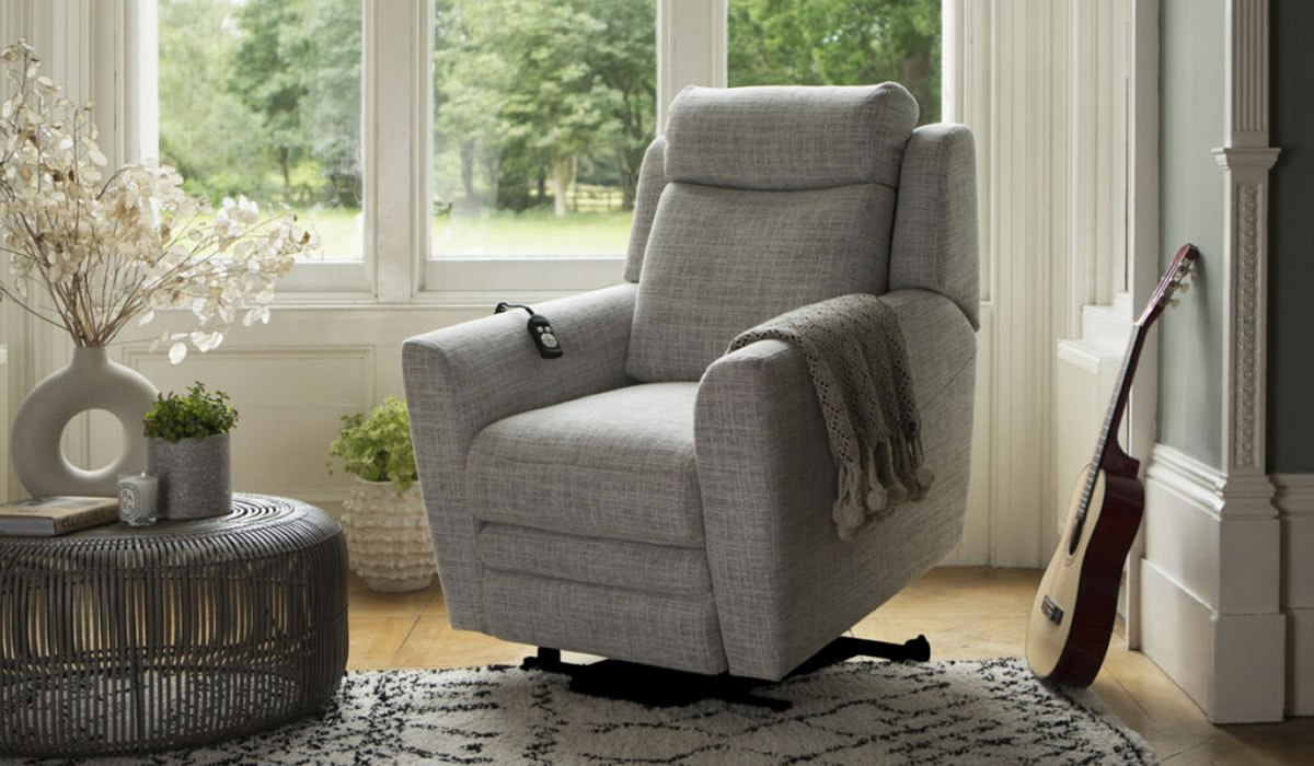Parker Knoll Dakota Recliner Chair Roomset